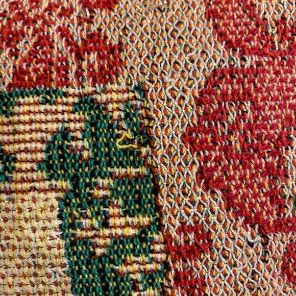 Christmas Tapestry Throw Blanket Poinsettia Holly Berries 50 x 60 Made in USA - Picture 8 of 12